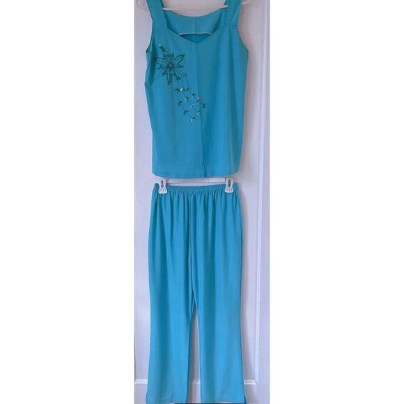 Two piece turquoise, sequined, lounge set - Picture 1 of 13